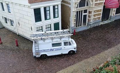 Monumentenwacht rijdt al sinds 1998 door straten van Madurodam
